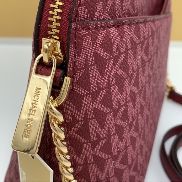 MICHAEL KORS Jet Set Medium Logo Dome Satchel Crossbody XCROSS XBODY
Mulberry - Picture 8 of 16